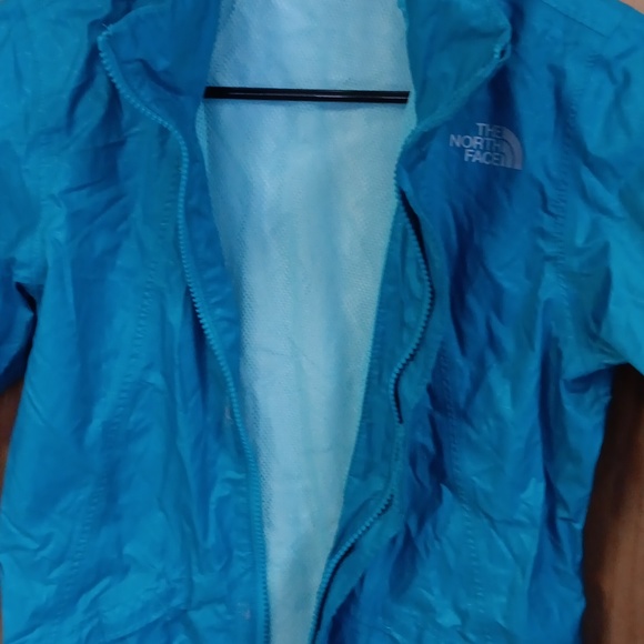 North Face windbreaker - Picture 4 of 5